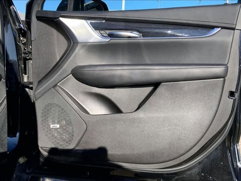 Used 2023 Cadillac XT5 Premium Luxury image 21