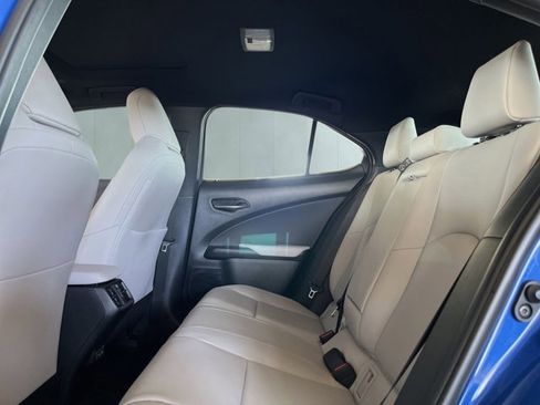 Certified 2025 Lexus UX 300h 300h Premium image 25