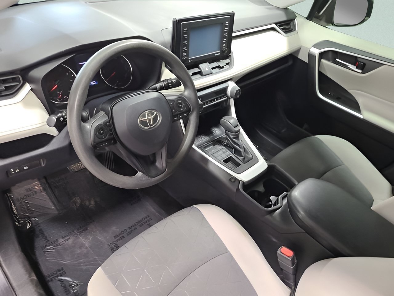 Used 2020 Toyota RAV4 XLE AWD/4WD image 22