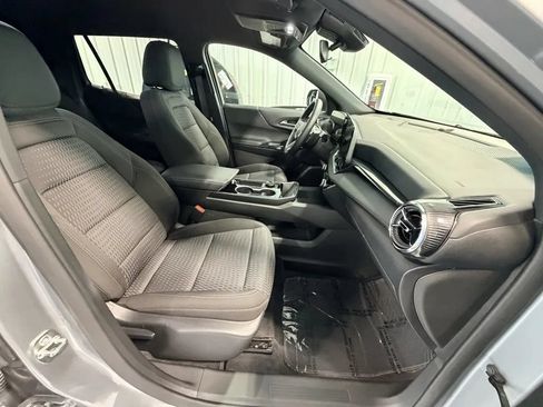 Used 2026 Chevrolet Equinox LT AWD/4WD image 24