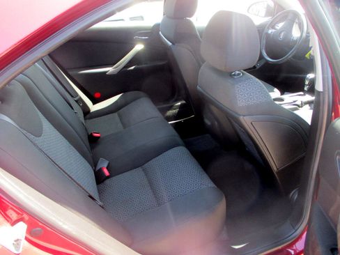 Used 2009 Pontiac G6 Sedan w/ Preferred Package image 8