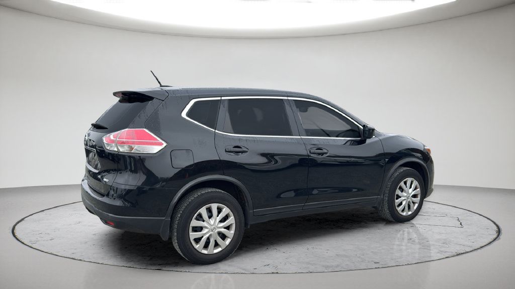 Used 2016 Nissan Rogue S AWD/4WD image 7