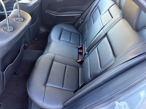 Used 2014 Mercedes-Benz E 250 BlueTEC Sedan image 22