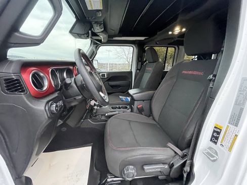 Used 2022 Jeep Wrangler Unlimited Rubicon w/ Cold Weather Group image 25