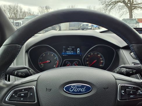Used 2016 Ford Focus RS image 18