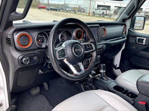 Used 2023 Jeep Gladiator Mojave w/ LED Lighting Group image 14