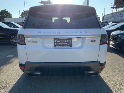 Used 2018 Land Rover Range Rover Sport HSE AWD/4WD image 4