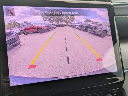 New 2025 Jeep Grand Cherokee Limited w/ Black Appearance Package image 19