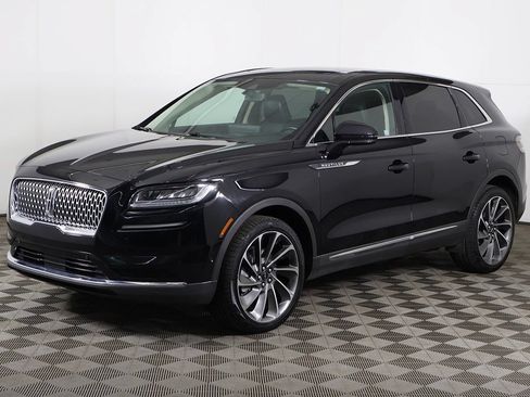 Used 2022 Lincoln Nautilus Reserve w/ Equipment Group 201A AWD/4WD image 12