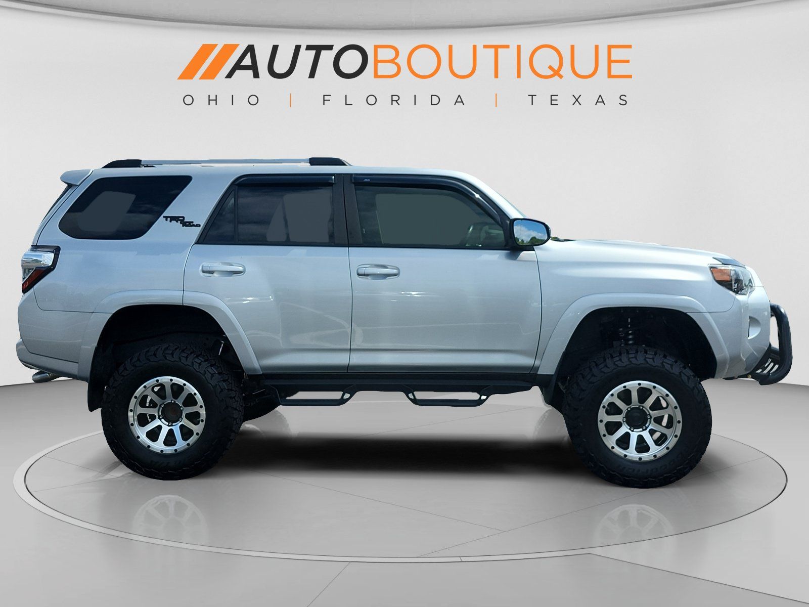 Used 2018 Toyota 4Runner TRD Off-Road AWD/4WD image 6