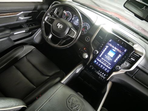 Used 2019 RAM 1500 Laramie image 9