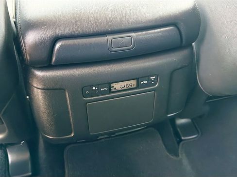 Used 2023 Nissan Armada SL AWD/4WD image 20