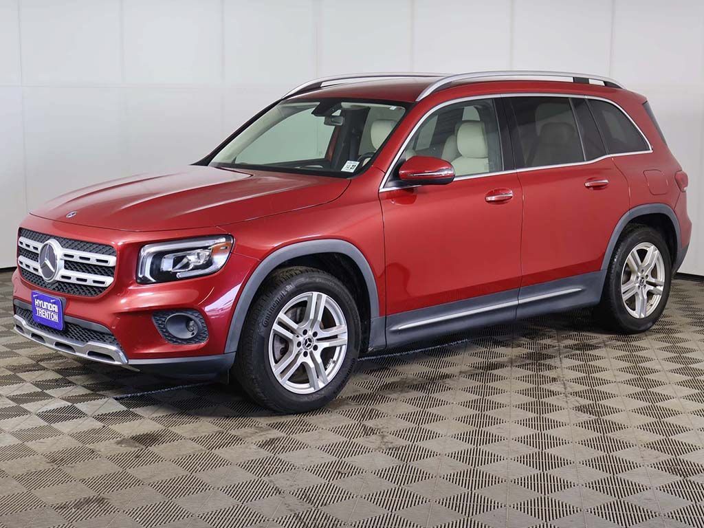 Used 2022 Mercedes-Benz GLB 250 4MATIC image 6