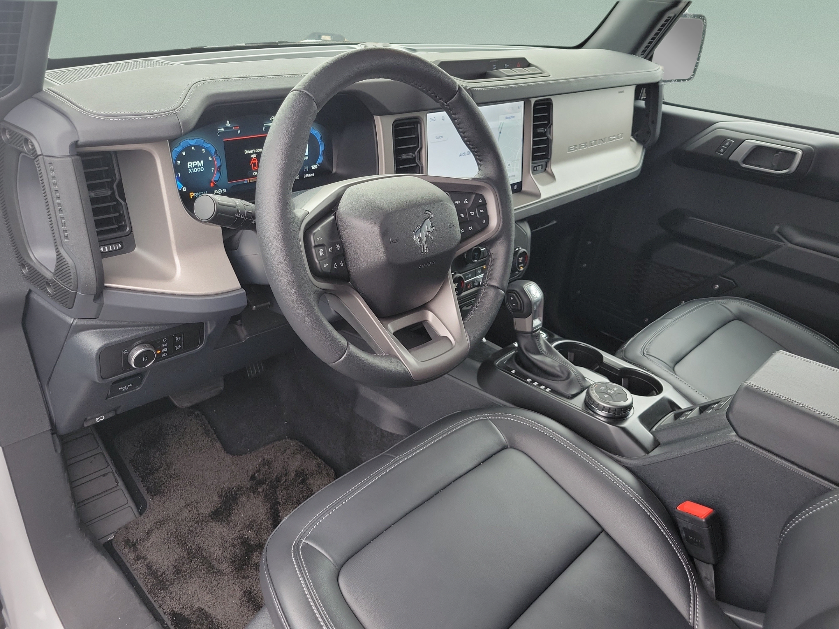Used 2026 Ford Bronco Outer Banks AWD/4WD image 15