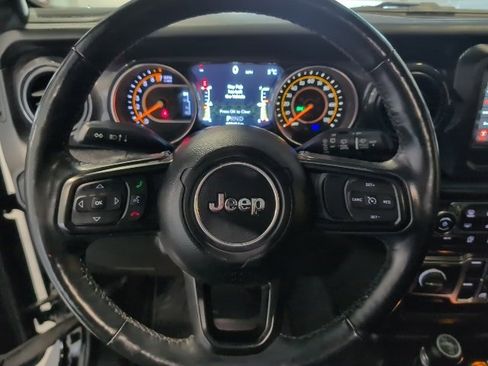 Used 2020 Jeep Wrangler Unlimited Sport image 17