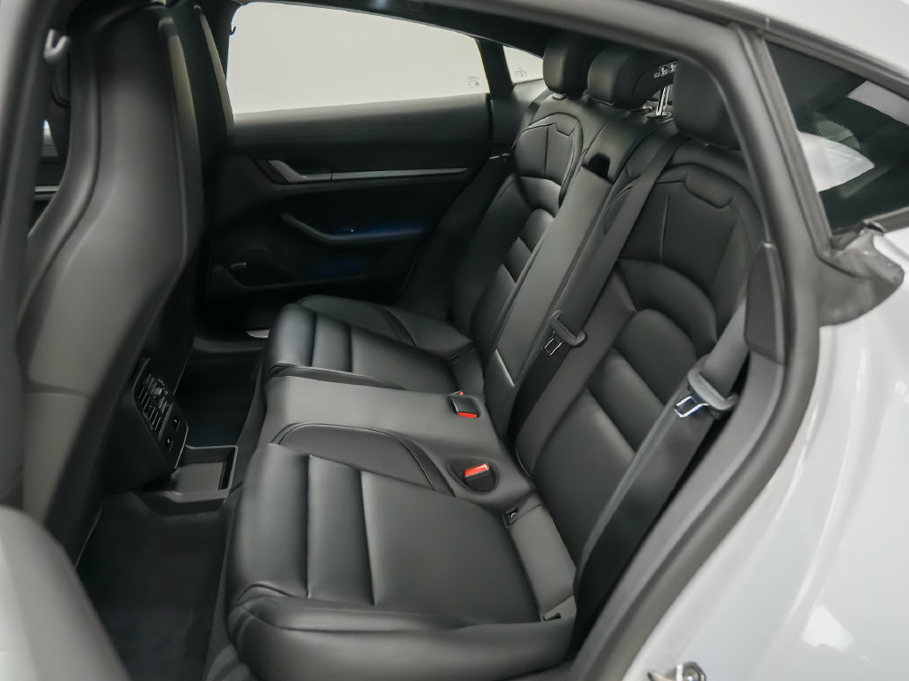 Certified 2026 Porsche Taycan RWD image 21
