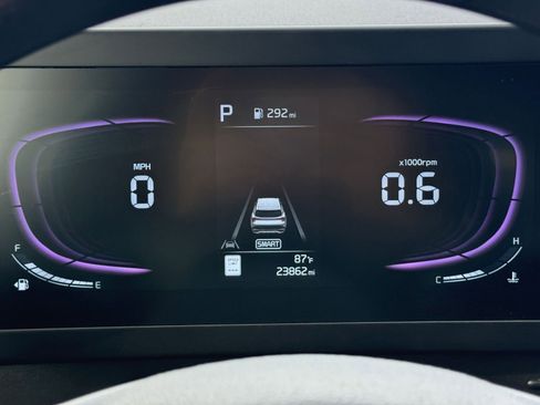 Used 2025 Kia Sportage LX image 40