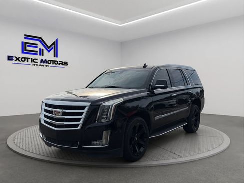 Used 2020 Cadillac Escalade 2WD image 1