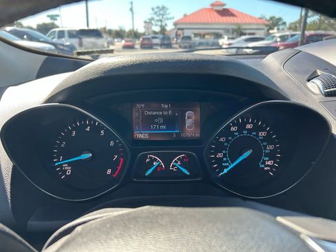 Used 2013 Ford Escape SEL image 32