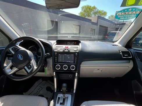 Used 2017 Subaru Forester 2.5i Premium w/ All-Weather Package AWD/4WD image 17