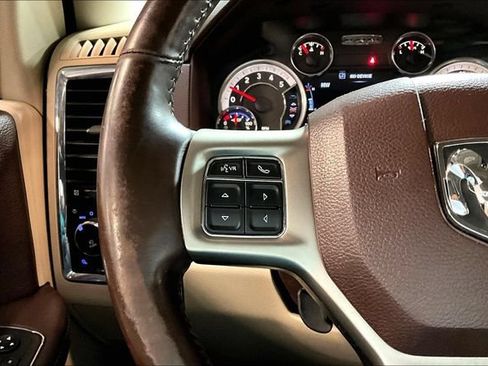 Used 2014 RAM 1500 Laramie AWD/4WD image 13