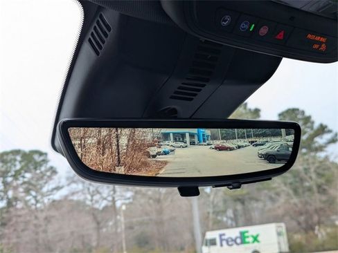 New 2026 Chevrolet Traverse LT w/ Sun and Wheel Package image 24