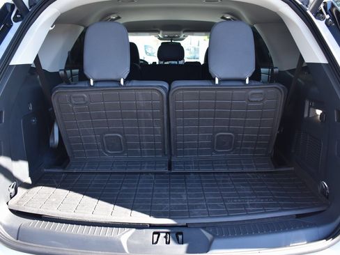 Used 2025 Ford Explorer Active image 5