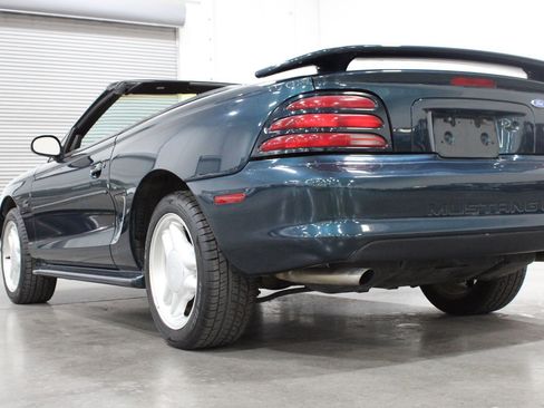 Used 1995 Ford Mustang GT image 21