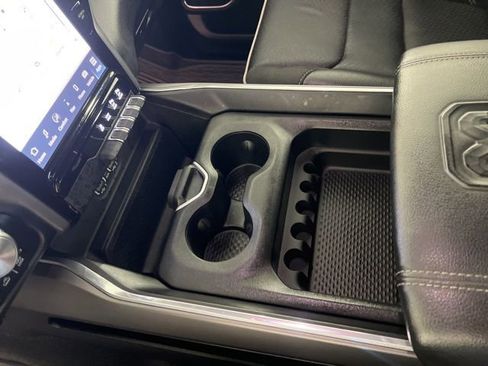 Used 2023 RAM 1500 Laramie AWD/4WD image 27