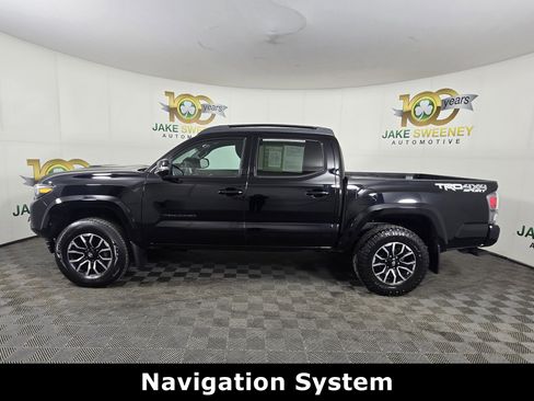 Used 2021 Toyota Tacoma TRD Sport image 4