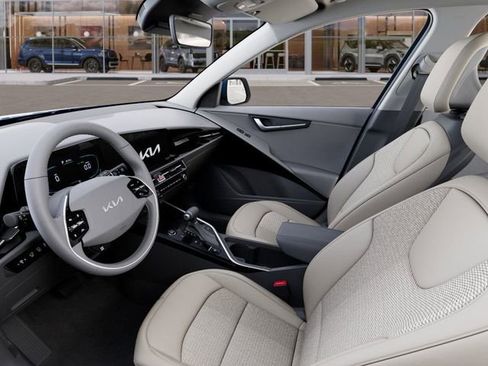 New 2026 Kia Niro EX image 17