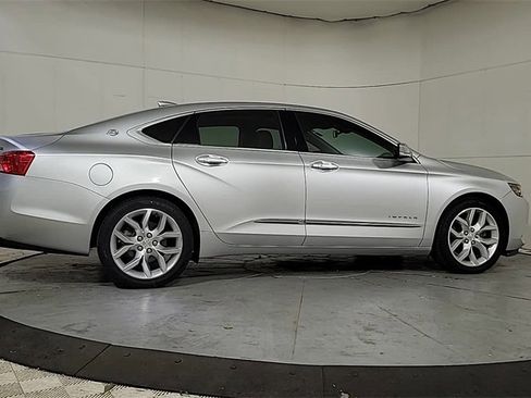 Used 2019 Chevrolet Impala Premier w/ Premier Convenience Package image 8