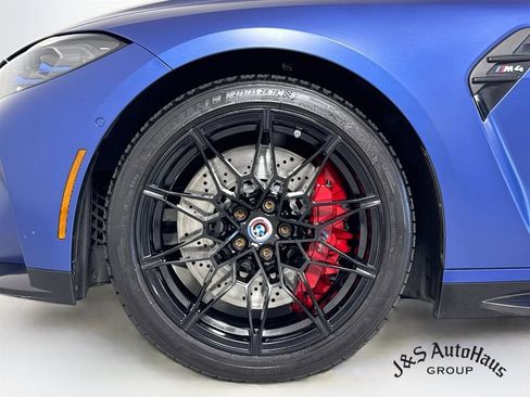 Used 2023 BMW M4 Coupe w/ M Carbon Exterior Package RWD image 40