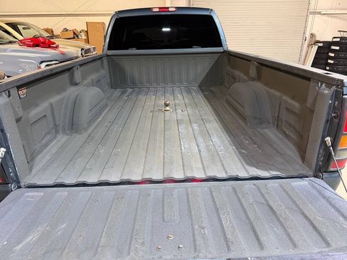 Used 2007 Chevrolet Silverado 3500 LT w/ Heavy-Duty Power Package AWD/4WD image 16