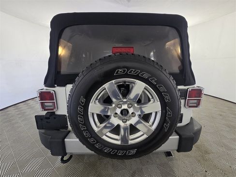 Used 2014 Jeep Wrangler Unlimited Sahara w/ Dual Top Group image 11