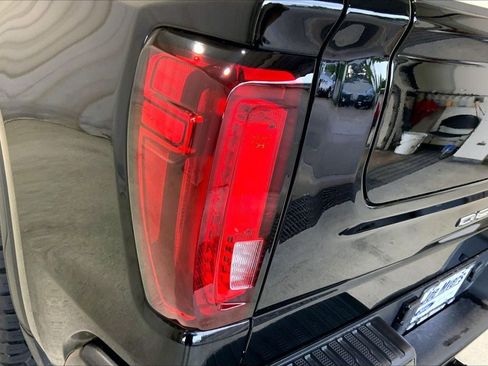 Used 2025 GMC Sierra 1500 Denali w/ Denali Reserve Package AWD/4WD image 29