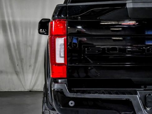 Used 2021 Ford F250 Lariat w/ Lariat Ultimate Package image 40