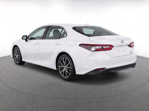 Used 2024 Toyota Camry XLE w/ Cold Weather Package AWD/4WD image 3