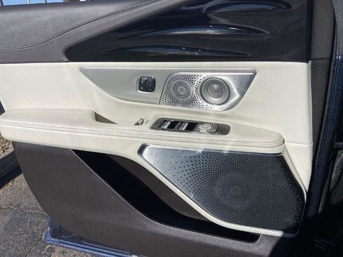 Used 2024 Lincoln Nautilus Black Label w/ Jet Appearance Package (87T) image 18