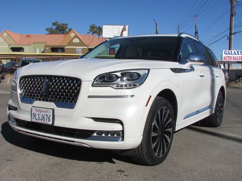 Used 2020 Lincoln Aviator Black Label Grand Touring w/ Class IV Trailer Tow Package image 5