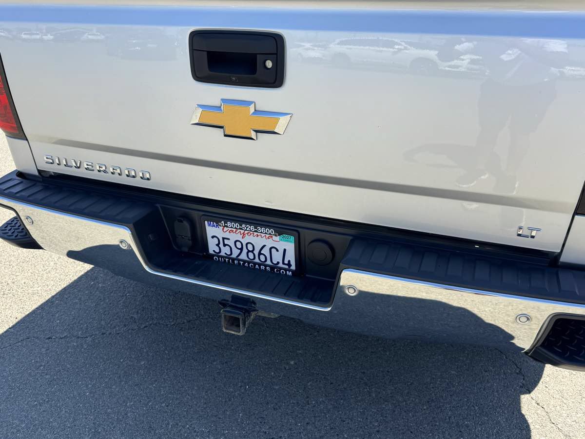 Used 2018 Chevrolet Silverado 1500 LT w/ All Star Edition AWD/4WD image 9
