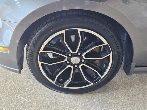 Used 2013 Ford Mustang GT Premium w/ Security Pkg image 35