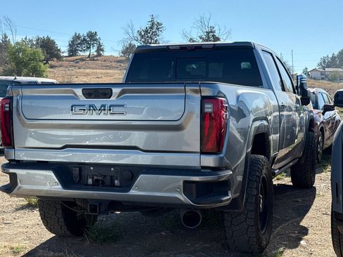 Used 2024 GMC Sierra 2500 Denali Ultimate AWD/4WD image 4