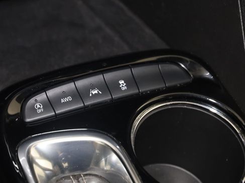 Used 2025 Buick Encore GX Sport Touring AWD/4WD image 28