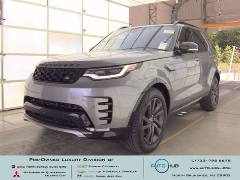 Used 2022 Land Rover Discovery S R-Dynamic AWD/4WD image 1