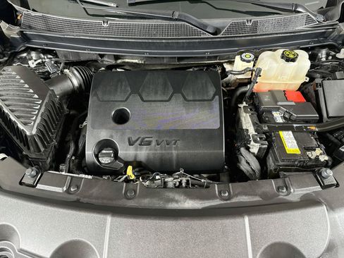Used 2019 Chevrolet Traverse Premier AWD/4WD image 32