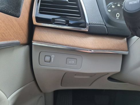 Used 2020 Volvo XC90 T6 Inscription w/ Protection Package Premier AWD/4WD image 18