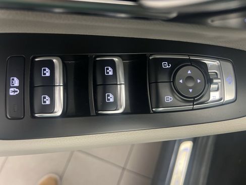 Used 2023 Kia Telluride SX image 11