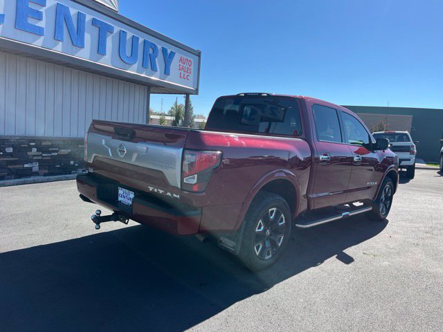 Used 2021 Nissan Titan 4x4 Crew Cab image 10