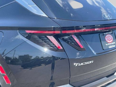 Used 2022 Hyundai Tucson Limited w/ Cargo Package AWD/4WD image 11